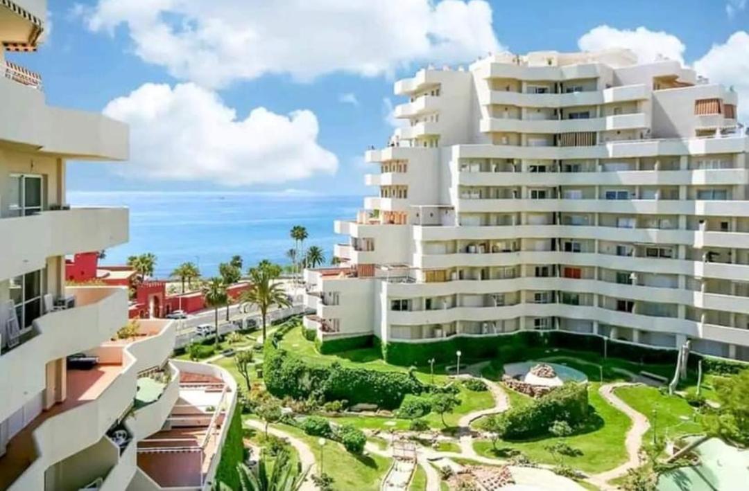 Estreno Benalbeach Vistas Al Mar Estudio Deluxe Benalmádena Exteriör bild